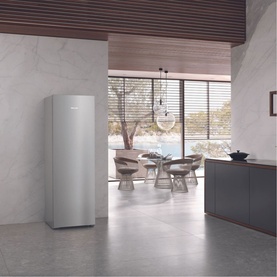 399L Freestanding Larder Fridge