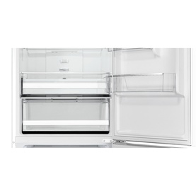 322L Freestanding Fridge Freezer