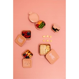 Mrs. Cat Clip Snack Box Two-Piece Set
