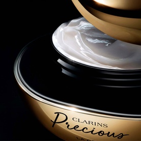 Precious La Cr&egrave;me