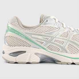 GT-2160 Trainers