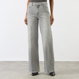 Lotta Mid-Rise Wide Leg Jeans