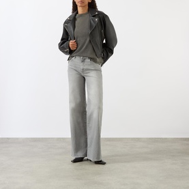 Lotta Mid-Rise Wide Leg Jeans