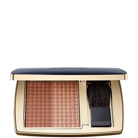 Est&eacute;e Lauder The Sculpting Blush Duo in Practical Dreamer, 7g compact with dual-tone powder and brush, navy and gold case