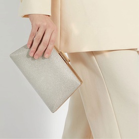 Bellaria Box Clutch