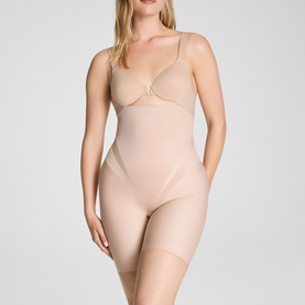 Supersculpt&trade; Transform High-Waisted Mid-Thigh Shorts