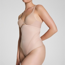 Supersculpt&trade; Transform High-Waisted Thong