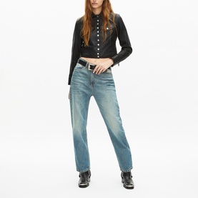 Boyfriend Low-Rise Straight Leg Jeans