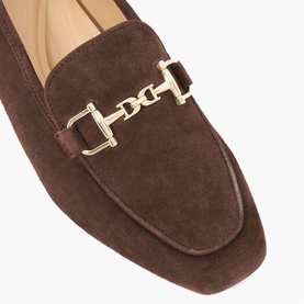 Grained Metal Trim Loafers