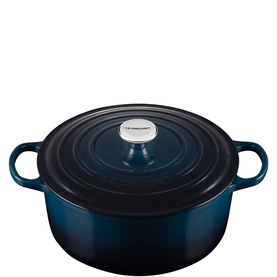 Signature Cast Iron Round Casserole 28cm