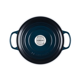 Signature Cast Iron Round Casserole 24cm