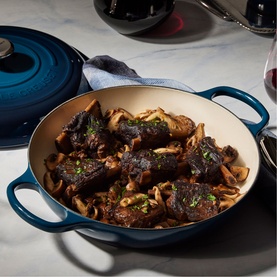 Signature Cast Iron Shallow Casserole 26cm