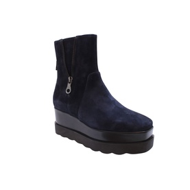 Scarlet Boots