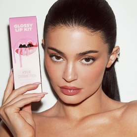 Glossy Lip Kit