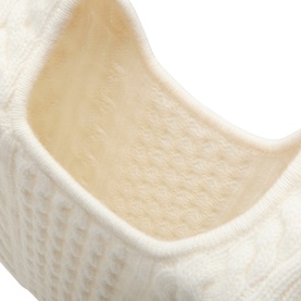 The Oma Cable-Knit Shoulder Bag