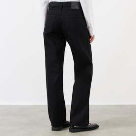 The Straight Leg Jeans