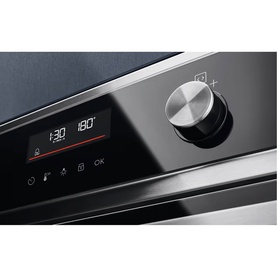 72L Multifunction Oven with Pyrolytic Cleaning and Air Fry Function