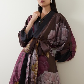 Valentine Gicl&eacute;e Silk Kimono