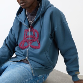 Appliqu&eacute; Knot Hoodie