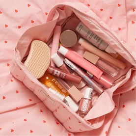 Marshmallow Flat Lay Makeup Box Bag