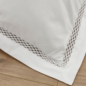 Classic Lattice Lace Duvet Set White