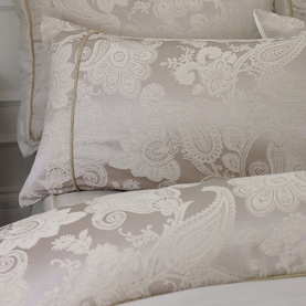 Opulent Jacquard Duvet Set Champagne