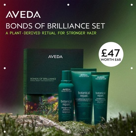 Bonds of Brilliance: Botanical Repair&trade; Strengthening Essentials