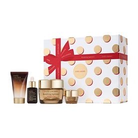 Revitalizing Supreme+ Moisturiser Lift and Firm Skincare Set