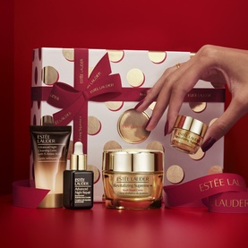 Revitalizing Supreme+ Moisturiser Lift and Firm Skincare Set