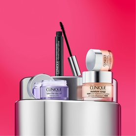 Clinique Fan Favourites: Skincare & Makeup Gift Set