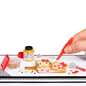 Make It Mini Hello Kitty&reg; & Friends Series 2 Playset