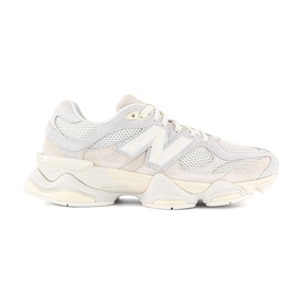 9060 Trainers