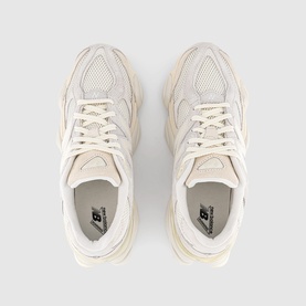 9060 Trainers