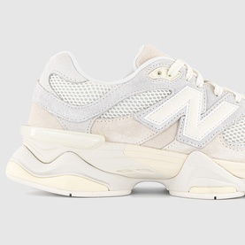 9060 Trainers