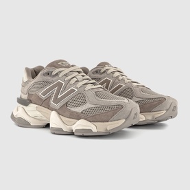 9060 Trainers