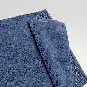 Reversible Medium Rug Deep Sea