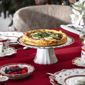 Toy's Delight Footed Cake Plate