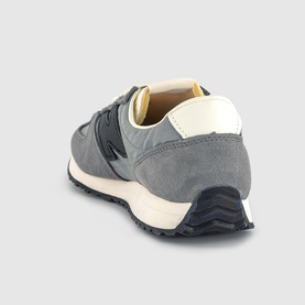 471 Trainers