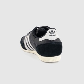 Japan Trainers
