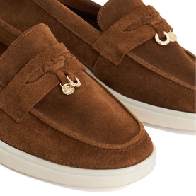 Grinning Charm Loafers