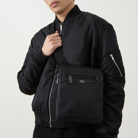 Cullen Messenger Bag