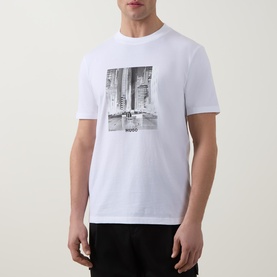 Deyss Logo Graphic T-Shirt