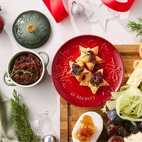 Stoneware Holly Petite Round Casserole 13.85cm