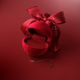 Star Bracelet Ornament Bauble