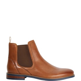 Mckinley Chelsea Boots