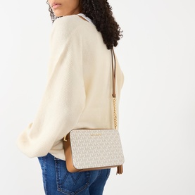 Jet Set Medium Logo Crossbody Bag
