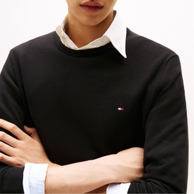 Essential Logo Flag Sweater