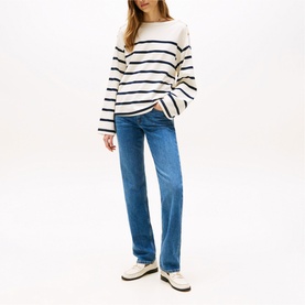 Mid Rise Classic Straight Jeans
