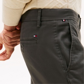 1985 Bleecker Stretch Chinos