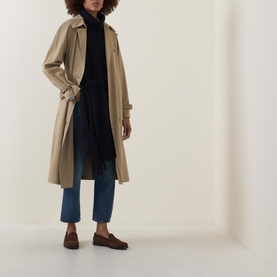 Favanda Belted Sweater